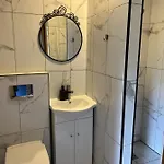 Hotel Very Bad Hootel Kowno