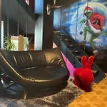 Hotel Very Bad Hootel 3*