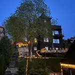 Very Bad Hootel Hotel 3*