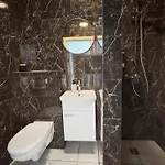 Hotel Very Bad Hootel Kowno