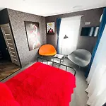 Very Bad Hootel Hotel