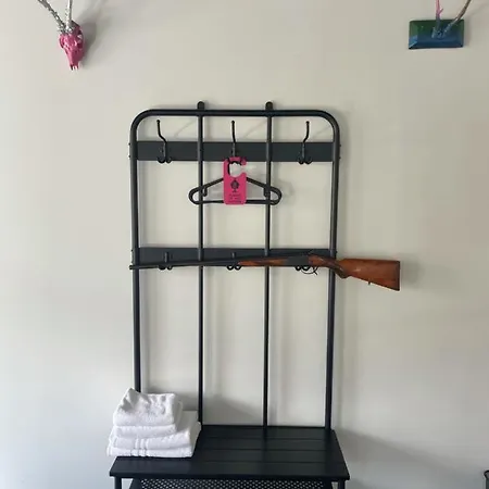 Very Bad Hootel Κάουνας