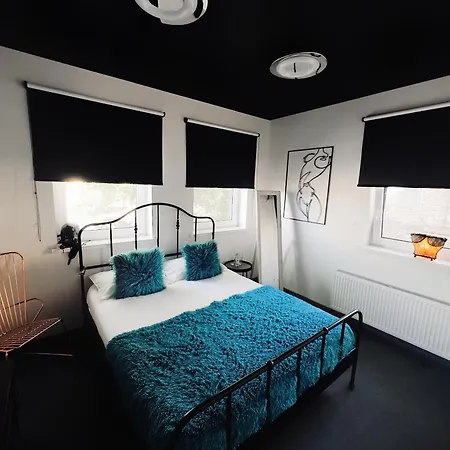 Very Bad Hootel Szálloda