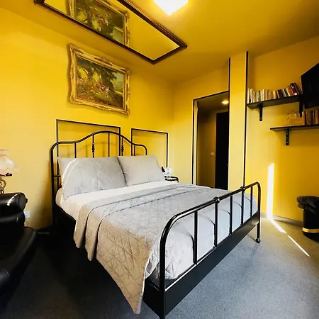 فندق Very Bad Hootel 3*