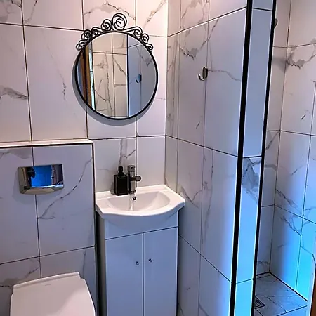 Very Bad Hootel Hotel