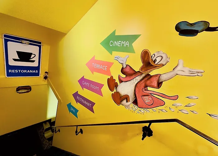 Hotel Very Bad Hootel 3*