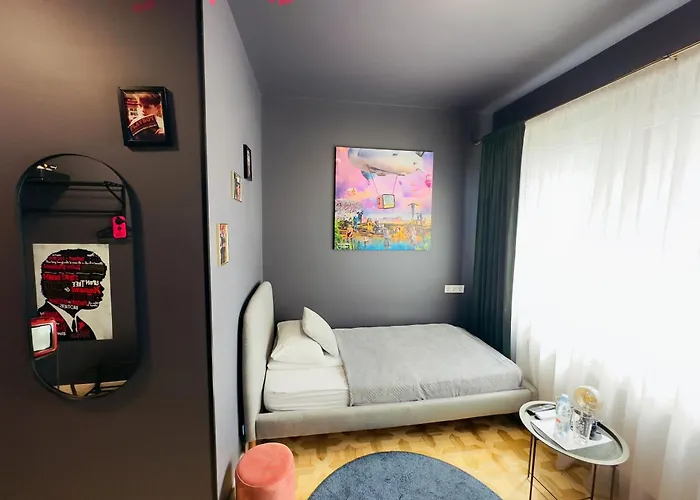 Very Bad Hootel Kaunas