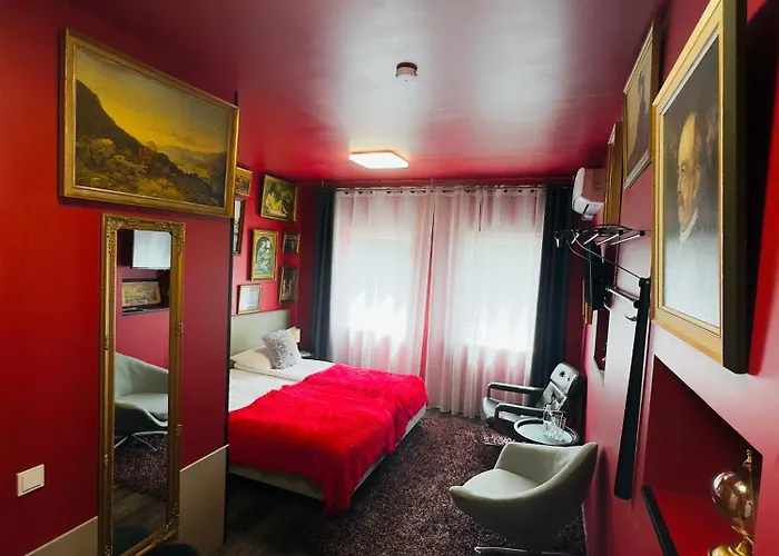 Hotel Very Bad Hootel Kaunas